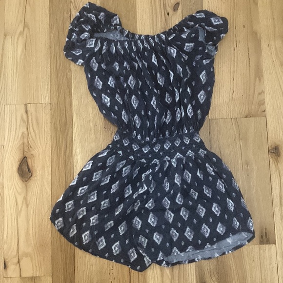 Navy blue romper - Picture 2 of 3